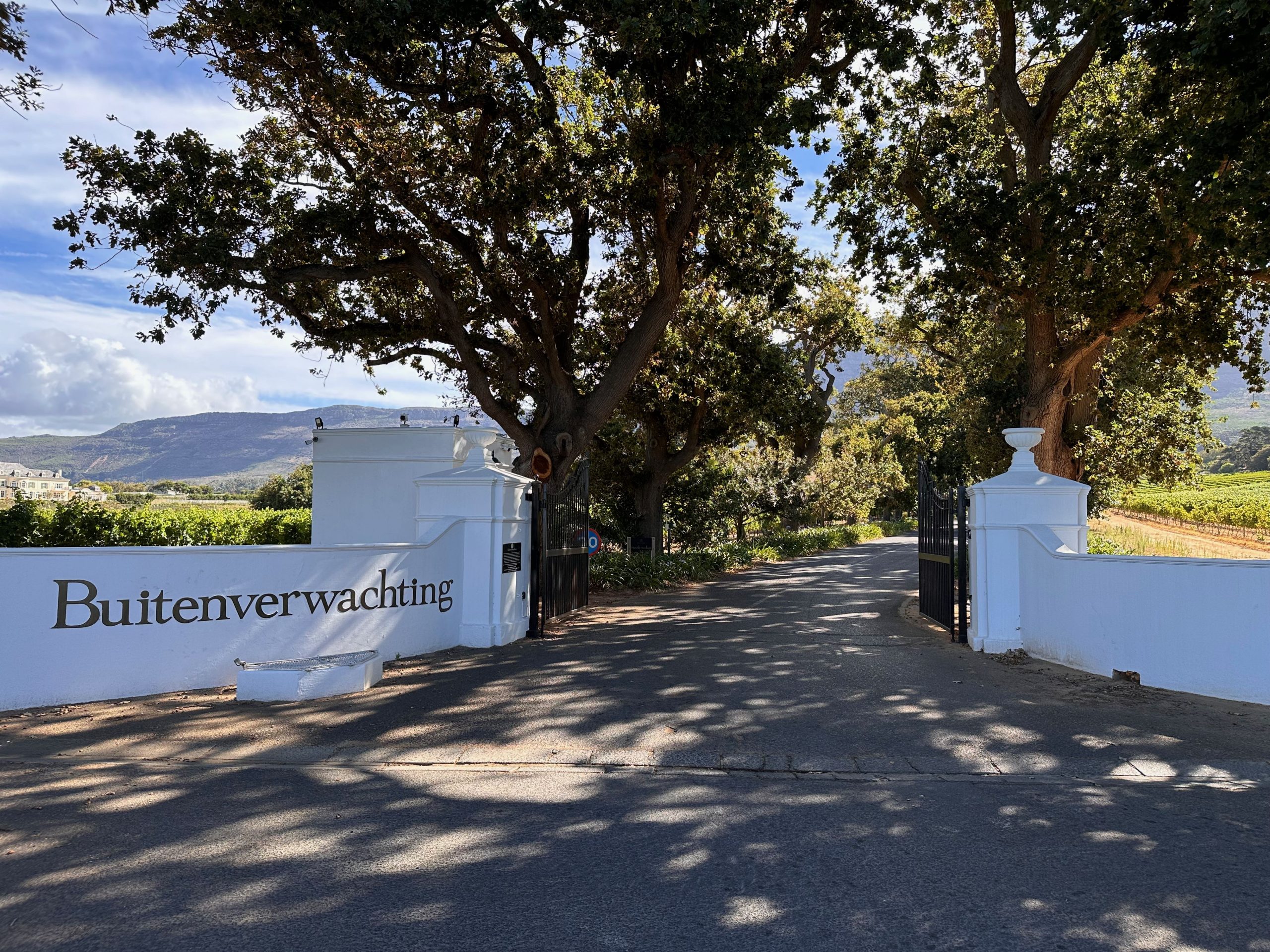 Buitenverwachting, Zufahrt